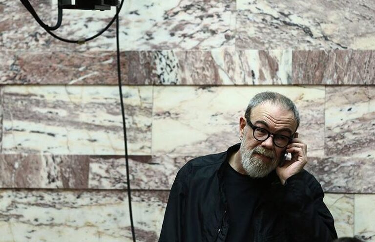 συριζα-αντάρτικο-και-γειά-σας-και-α-1270260