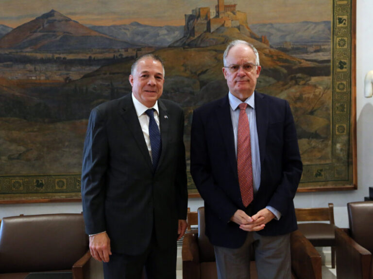 τασούλας-ο-πρόεδρος-της-βουλής-συνάντ-1276017