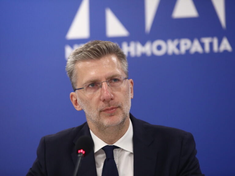 επικίνδυνη-άποψη-σκέρτσου-με-την-τουρ-1274741