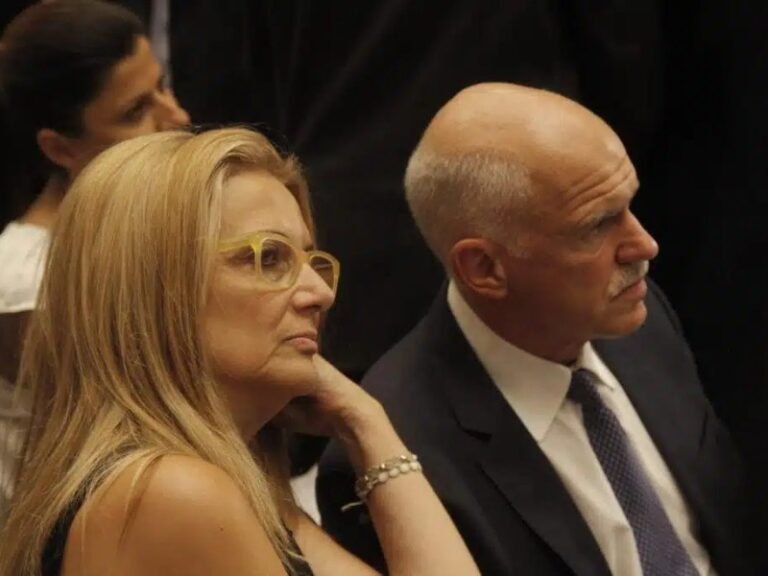 ερωτευμένη-ξανά-η-πρώην-σύζυγος-του-γι-1274996