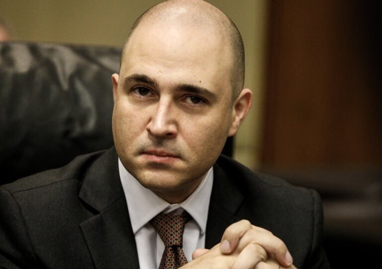 απώλεια-για-το-έθνος-ο-μπογδάνος-αποσύ-1276161