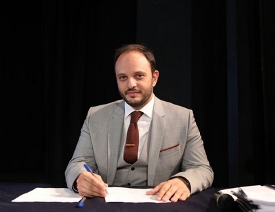 πόθεν-έσχες-ο-δήμαρχος-που-έχασε-μεγάλ-1276836