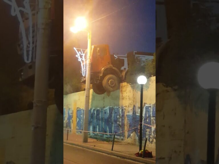 περιστέρι-φορτηγό-κρεμάστηκε-στο-α-1277121