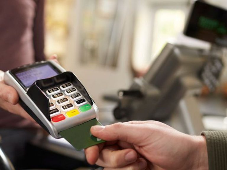 pos-πάνω-από-255-000-επιχειρήσεις-έχουν-διασυν-1287850