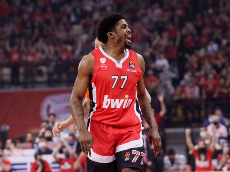 ολυμπιακός-μονακό-75-73-έκανε-2-στα-2-με-ήρω-1291167
