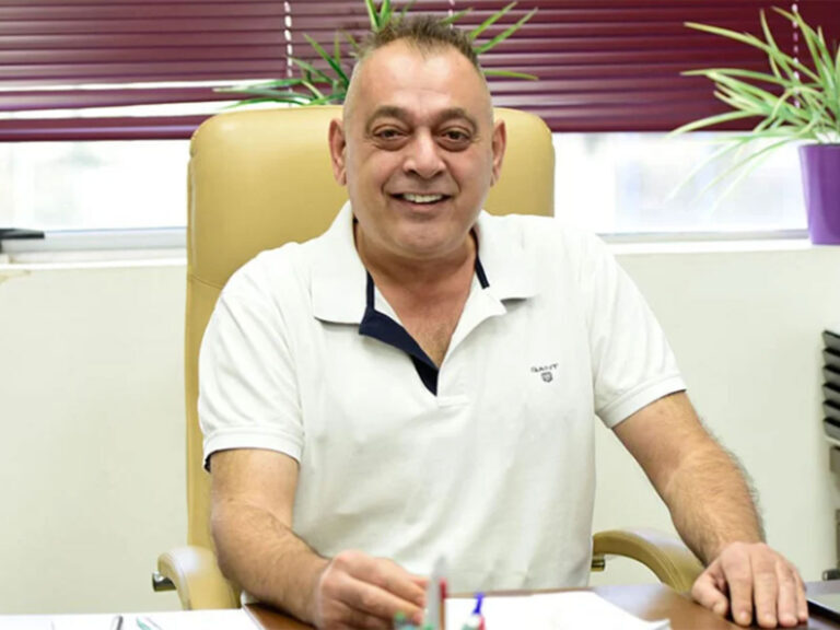 μάνδρα-ο-χρήστος-γιαλιάς-το-θύμα-της-μα-1306704