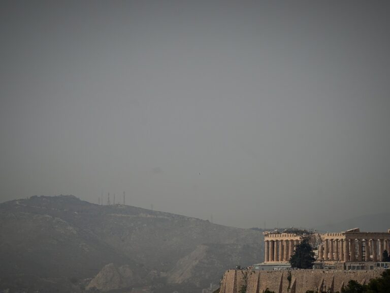 βρήκαν-στην-αθήνα-την-πιο-ωραία-μυρωδι-1335904
