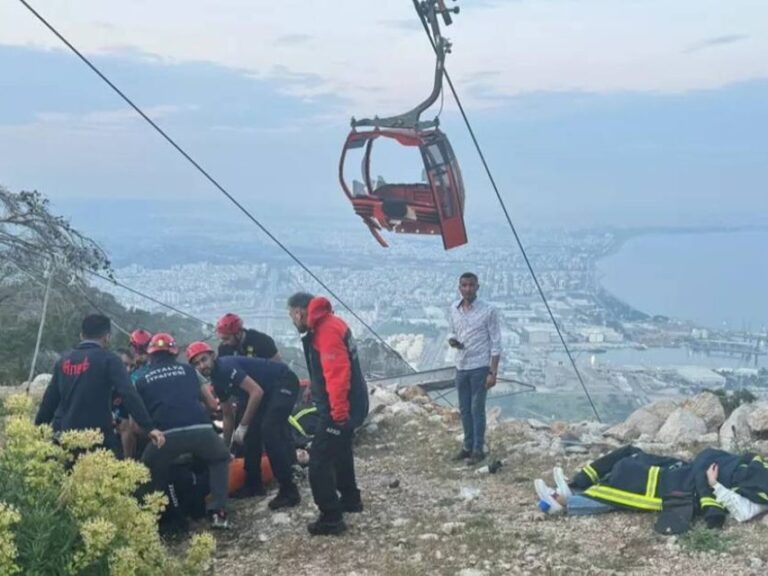 τουρκία-φρικτό-δυστύχημα-σε-τελεφερί-1335569