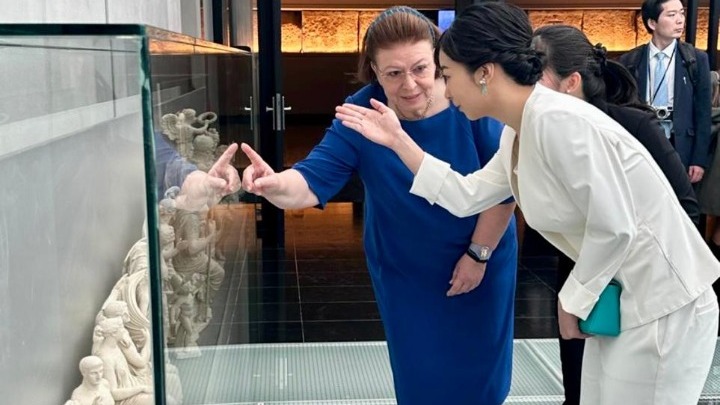 η-πριγκίπισσα-της-ιαπωνίας-στο-μουσεί-1348973