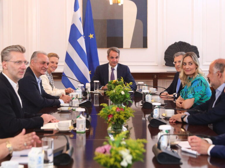 στον-μητσοτάκη-οι-νέοι-ευρωβουλευτές-1353850