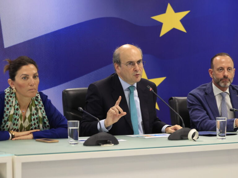 υπ-οικονομικών-μοντέλο-δεη-σε-8-δεκο-1356120