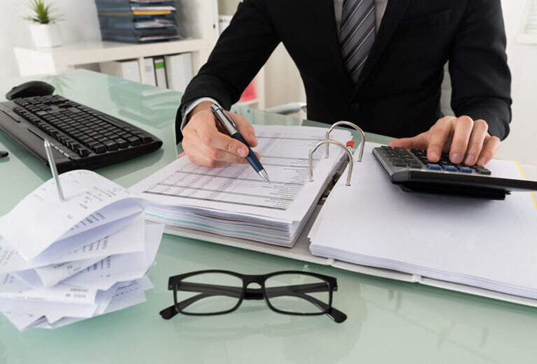 εφορία-εισόδημα-έως-7-680-ευρώ-δηλώνουν-οι-1360768