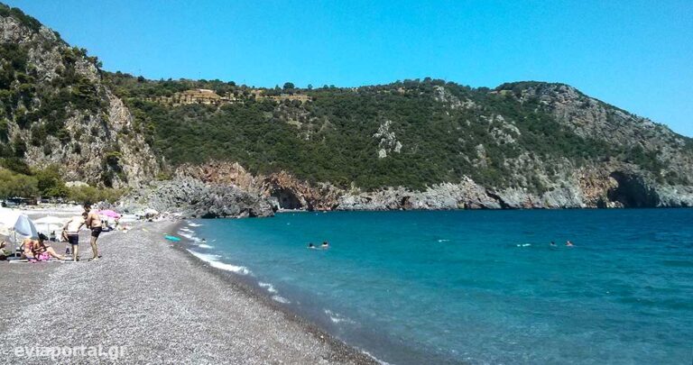 κρυφές-παραλίες-της-αττικής-οι-τρει-1364410