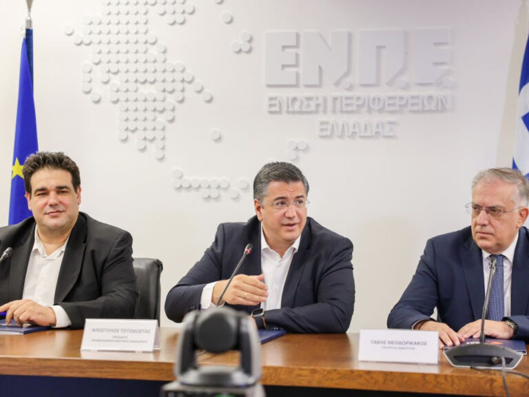 συνάντηση-θεοδωρικάκου-λιβάνιου-με-ε-1364800