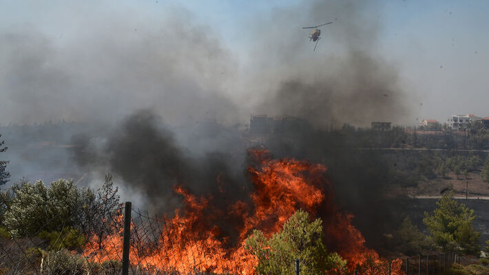 bloomberg-112-και-drones-βοήθησαν-την-ελλάδα-να-διαχ-1373336