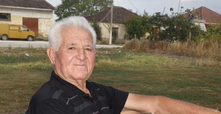 πέθανε-ο-βαρκάρης-που-είχε-σώσει-15-ανθρ-1384129