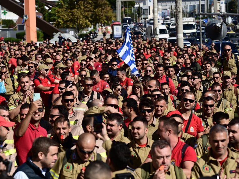 εποχικοί-πυροσβέστες-διαμαρτυρία-έξ-1397414