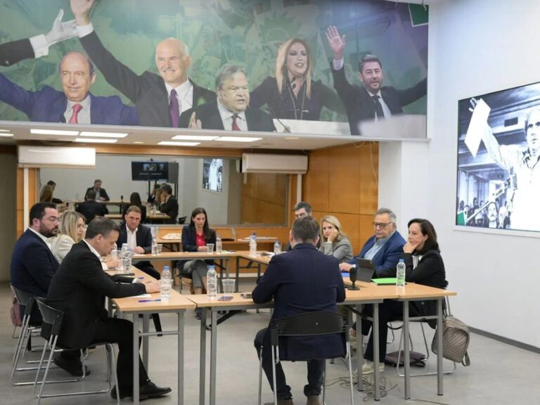ενότητα-ζήτησε-ο-ανδρουλάκης-αλλά-αιχ-1393797