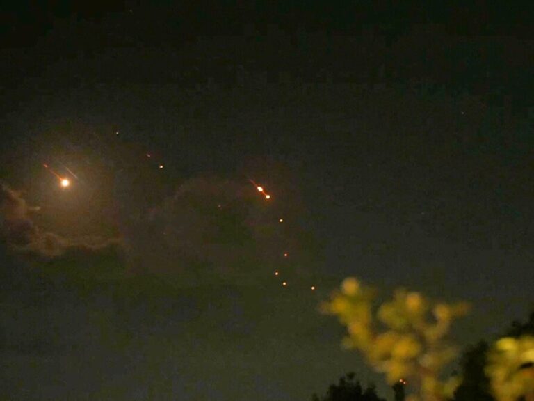 επιβάτης-αεροπλάνου-κατέγραψε-την-πυ-1387095