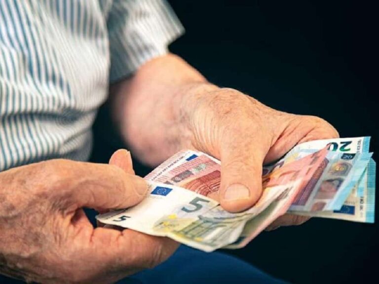 διορθώνονται-χιλιάδες-συντάξεις-1388076