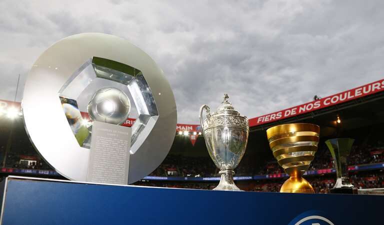 η-ligue1-παρουσίασε-το-νέο-τρόπαιο-του-πρωτα-1392601