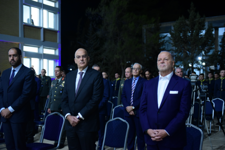 ο-ευάγγελος-μυτιληναίος-έγινε-ταξία-1398829