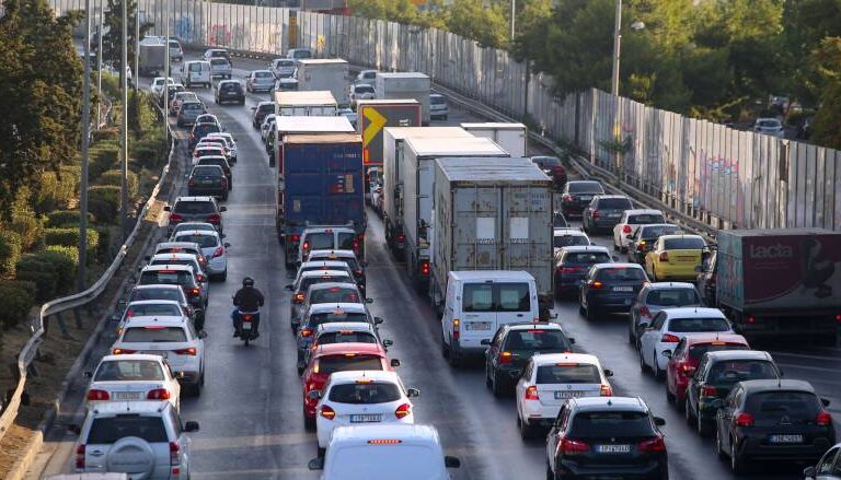 ουρές-χιλιομέτρων-στον-κηφισό-και-στα-1412935