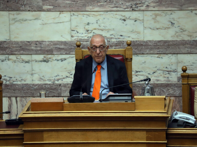 καρφιά-κακλαμάνη-για-καρυστιανού-κ-1424380