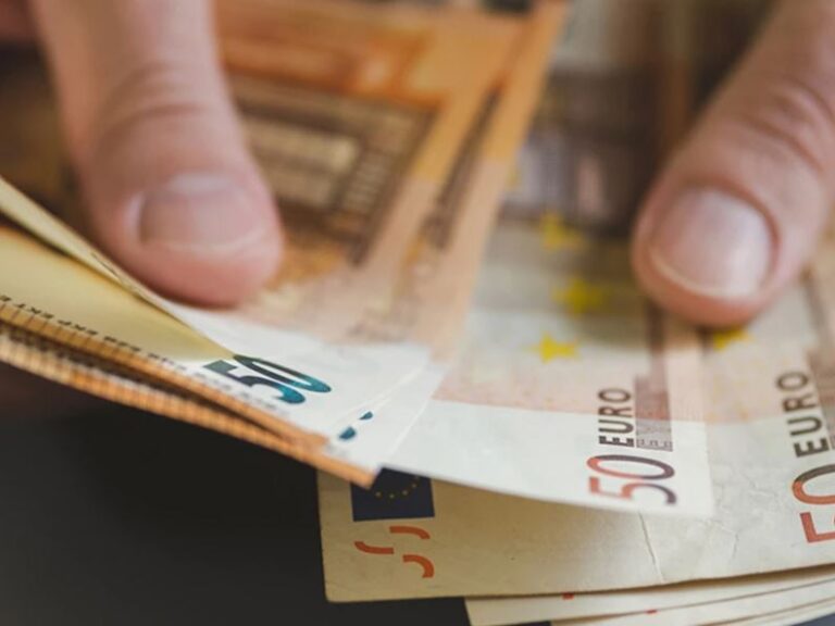 επιδόματα-ποια-είναι-τα-34-που-αυξάνοντ-1420362