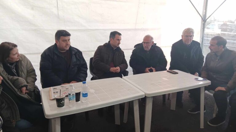 χαρίτσης-επισκέφθηκε-το-μπλόκο-του-ε-65-1429977