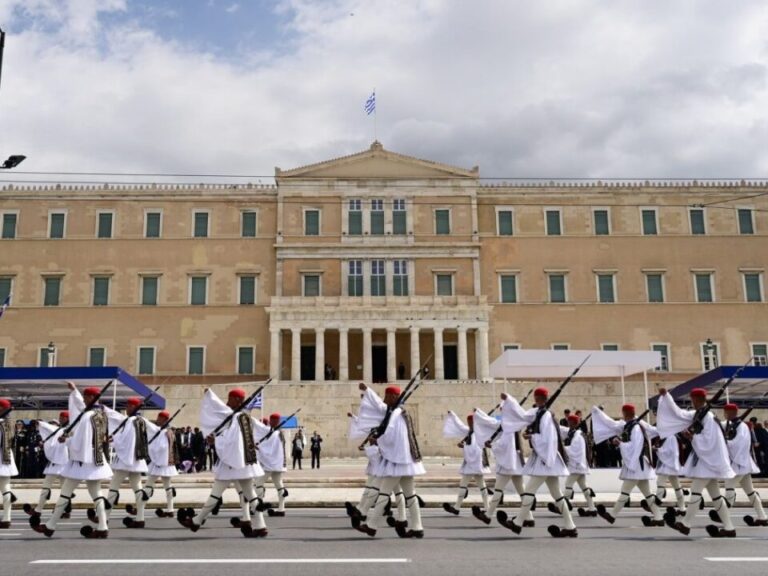 όλο-το-πρόγραμμα-των-εορταστικών-εκδη-1442052