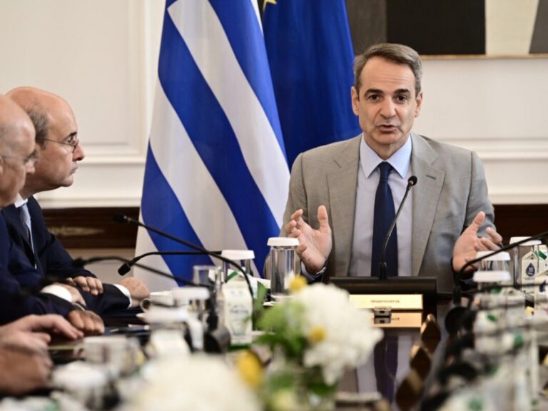 τέμπη-ποιος-νέος-εξωκοινοβουλευτικό-1439246