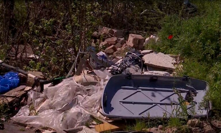 σε-απέραντο-σκουπιδότοπο-έχει-μετατρ-1447307