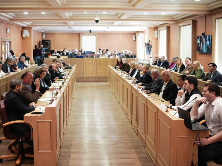 ο-δήμος-αθηναίων-ενώνει-δυνάμεις-με-44-δ-1446861