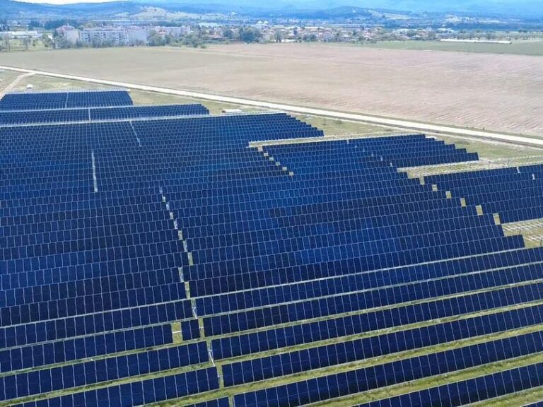 όμιλος-δεη-προσθέτει-φωτοβολταϊκό-πά-1460653