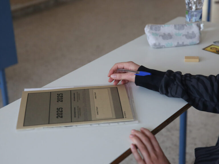 βάσεις-πανελληνίων-2025-η-πρώτη-εκτίμηση-1469250