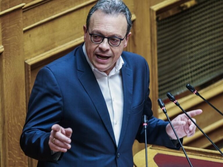 η-αντίδραση-φάμελλου-όταν-άκουσε-για-τ-1463560