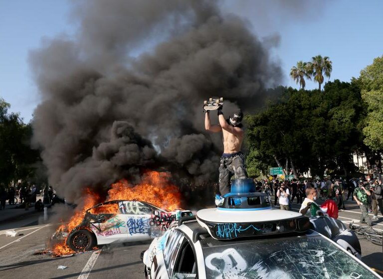 πολεμικό-σκηνικό-στο-λος-άντζελες-α-1463509