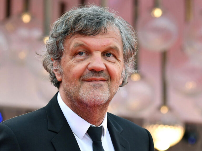 εμίρ-κουστουρίτσα-γίνεται-και-επίσημ-1471008