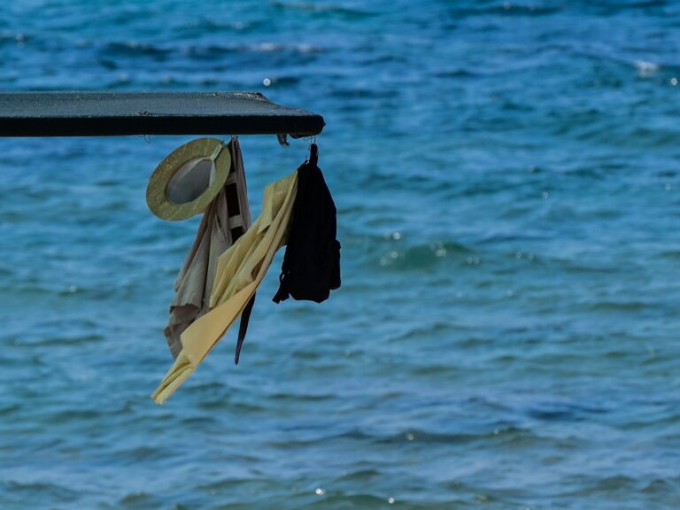 έρευνα-μόνο-το-13-των-ελληνικών-παραλιώ-1476497