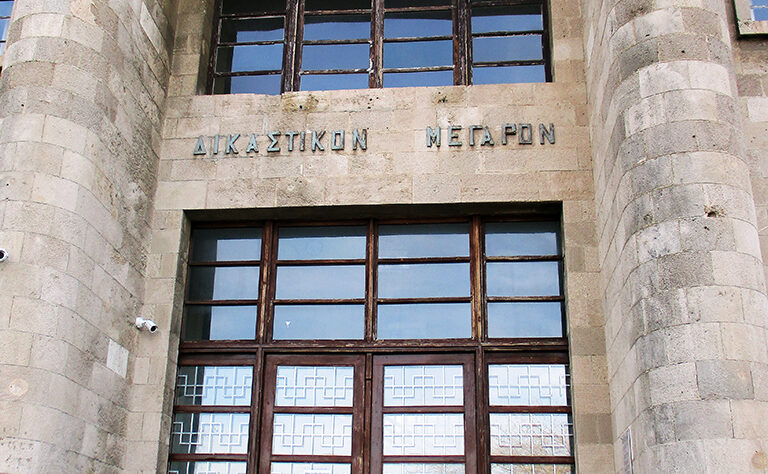ενώπιον-του-εισαγγελέα-οι-συλληφθέντ-1479175