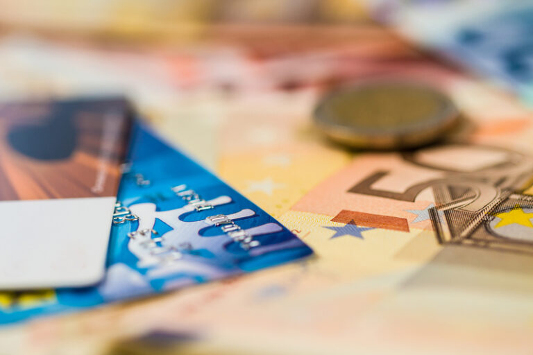 στη-βουλή-η-άρση-των-περιορισμών-στις-κ-1475658