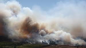 χωρίς-ενεργό-μέτωπο-η-φωτιά-στο-αλιβέρ-1474099