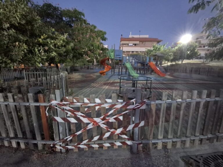δήμος-καταγγέλλει-βανδαλισμό-σε-παιδ-1475242