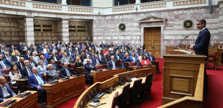 συνεδριάζει-η-κοινοβουλευτική-ομάδα-1493703