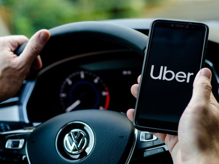 επένδυση-μαμούθ-της-uber-σε-τεχνολογικ-1506820