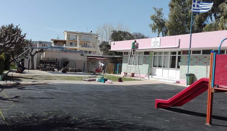 παιδιά-δεν-πηγαίνουν-σχολείο-ελλείψε-1497978