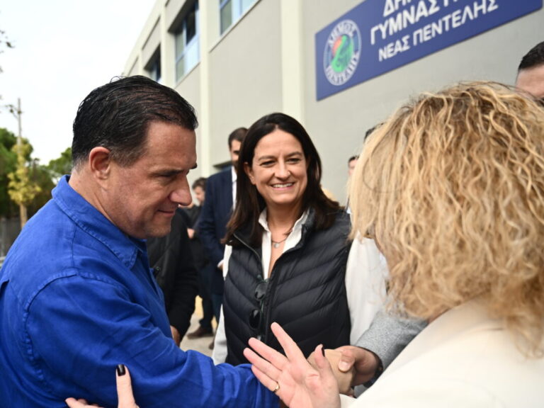 πώς-ο-άδωνις-εξαφάνισε-γαλάζια-βλ-1502837