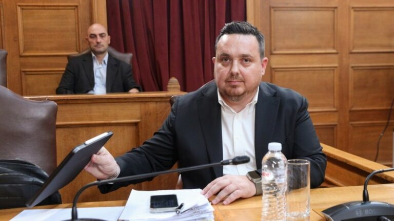 νυν-αντιπρόεδρος-οπεκεπε-η-οικογένει-1499870