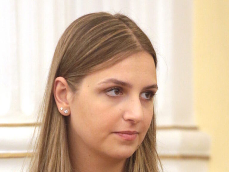 σοφία-μητσοτάκη-διαψεύδει-με-οργή-το-δ-1498529